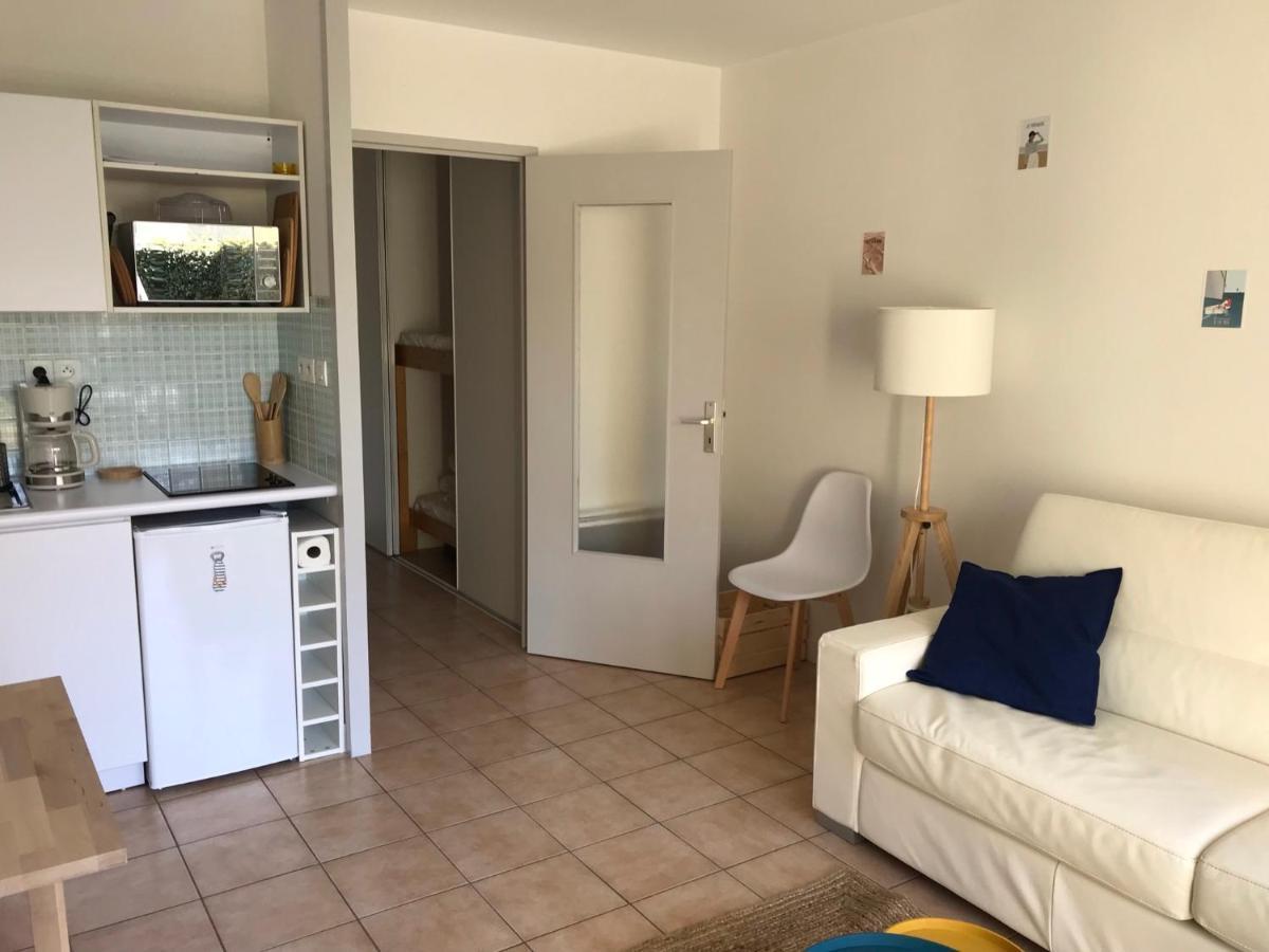 דירות פורנישי Studio L'Air Marin Avec Terrasse Et Jardinet A 2 Pas De La Plage מראה חיצוני תמונה